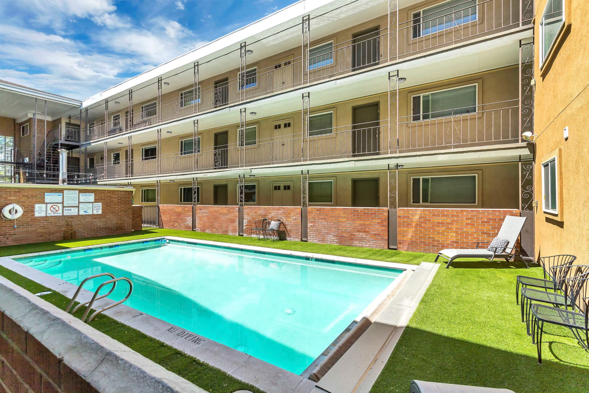 Bountiful Court Outside on MyPlace Student Housing