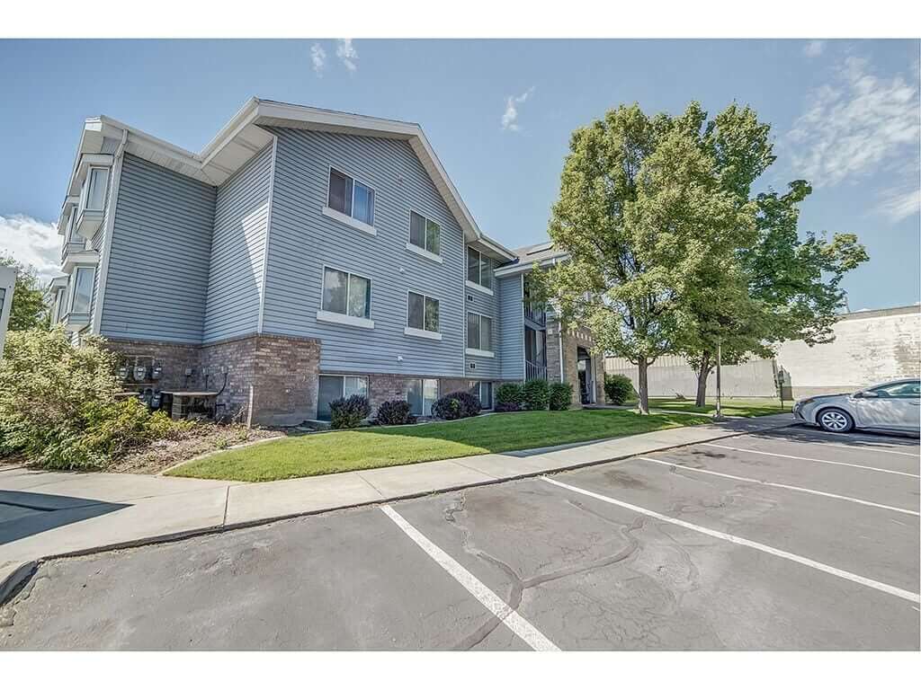 Riverside Condominiums