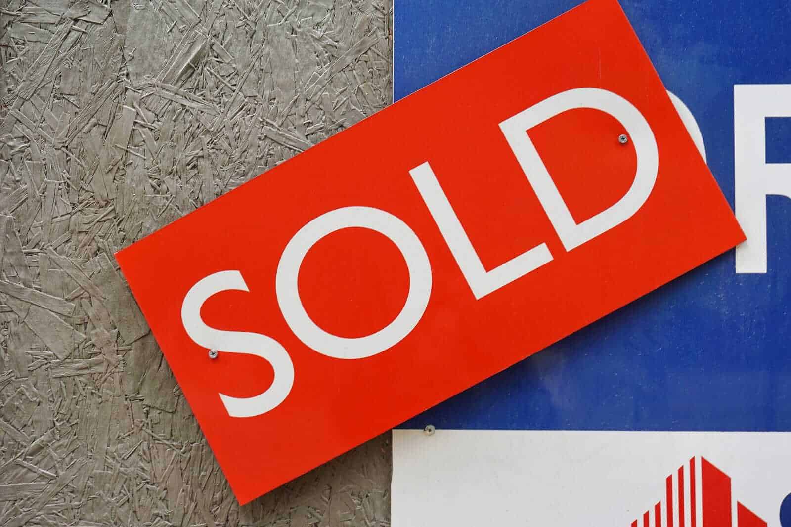How to Sell Your Contract (And Why Yours Might Not be Selling)