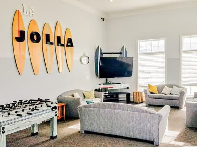 La Jolla Apartments