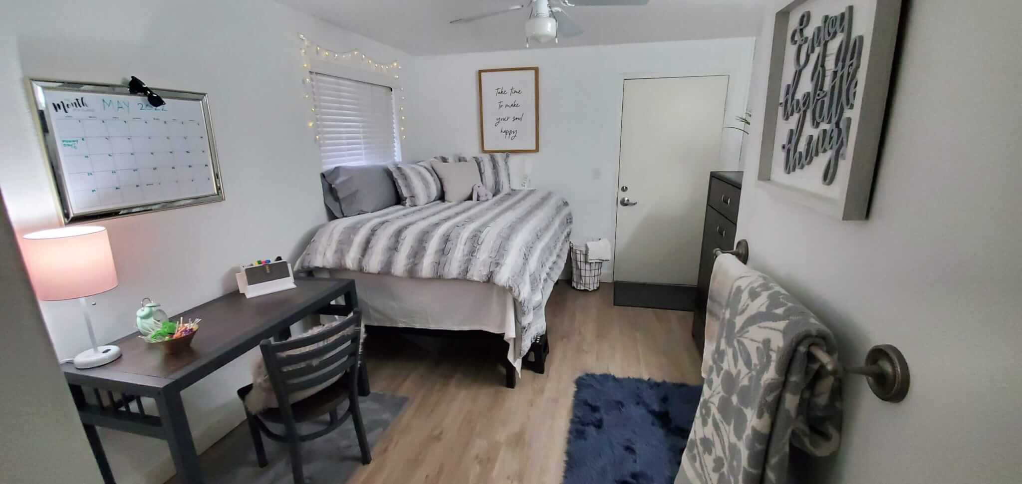 Capri Eugene Apartments