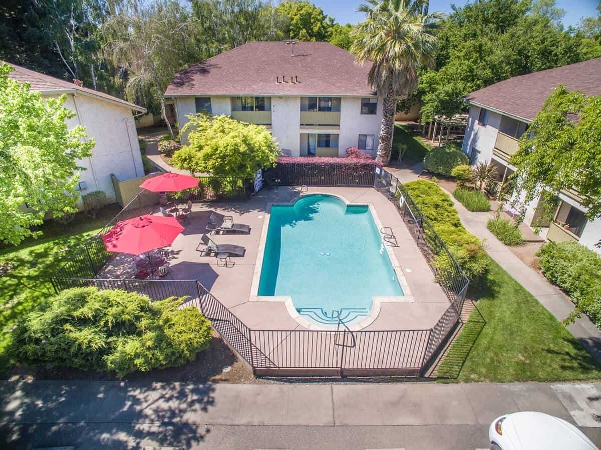 Pomona West Apartments