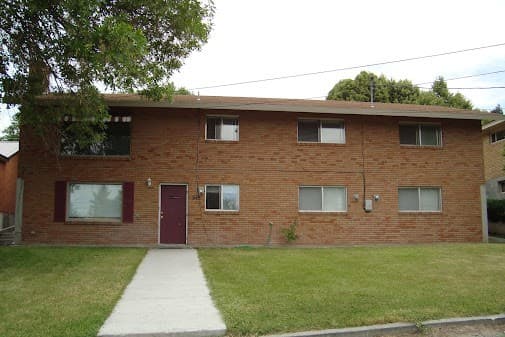 Bayside Manor