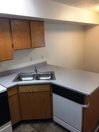 Donegal-Bay-&-West-Tisbury-kitchen