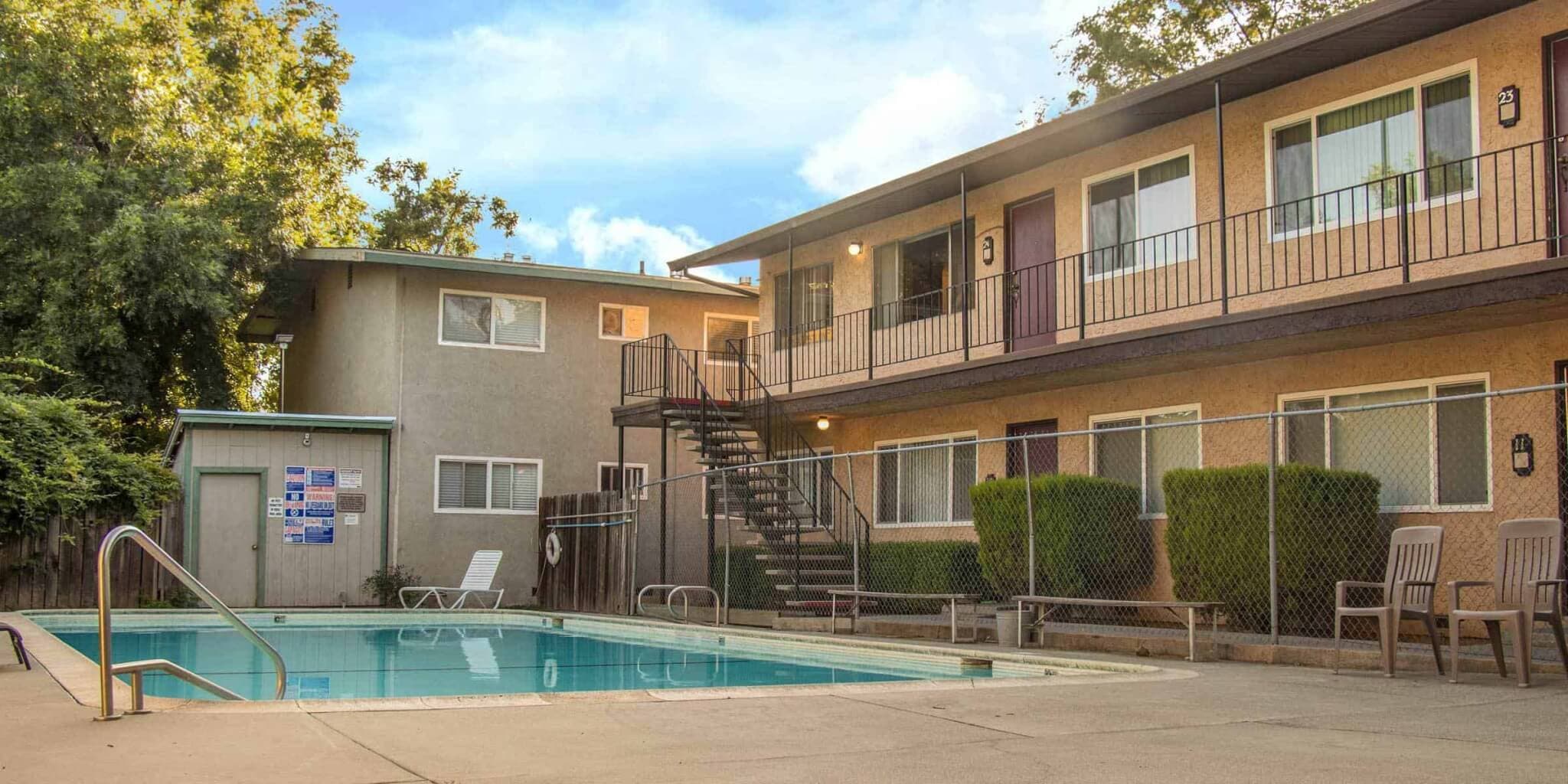College Park Plaza Apartments
