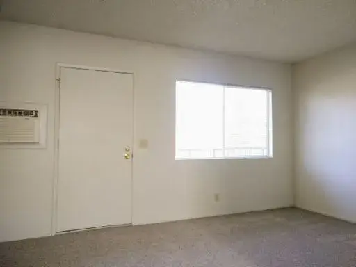 Warner Studios Apartments