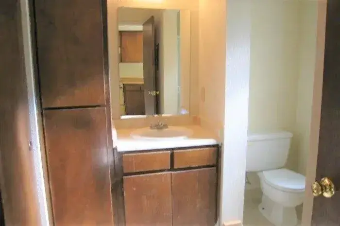 Warner Studios Apartments