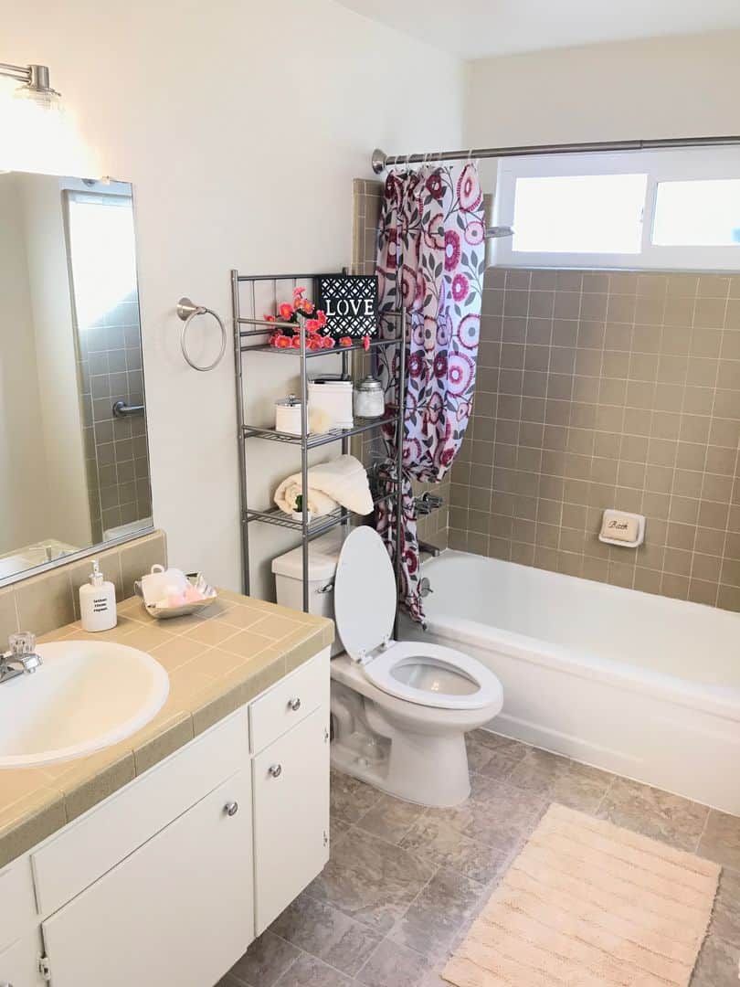 Lassen View Apartments