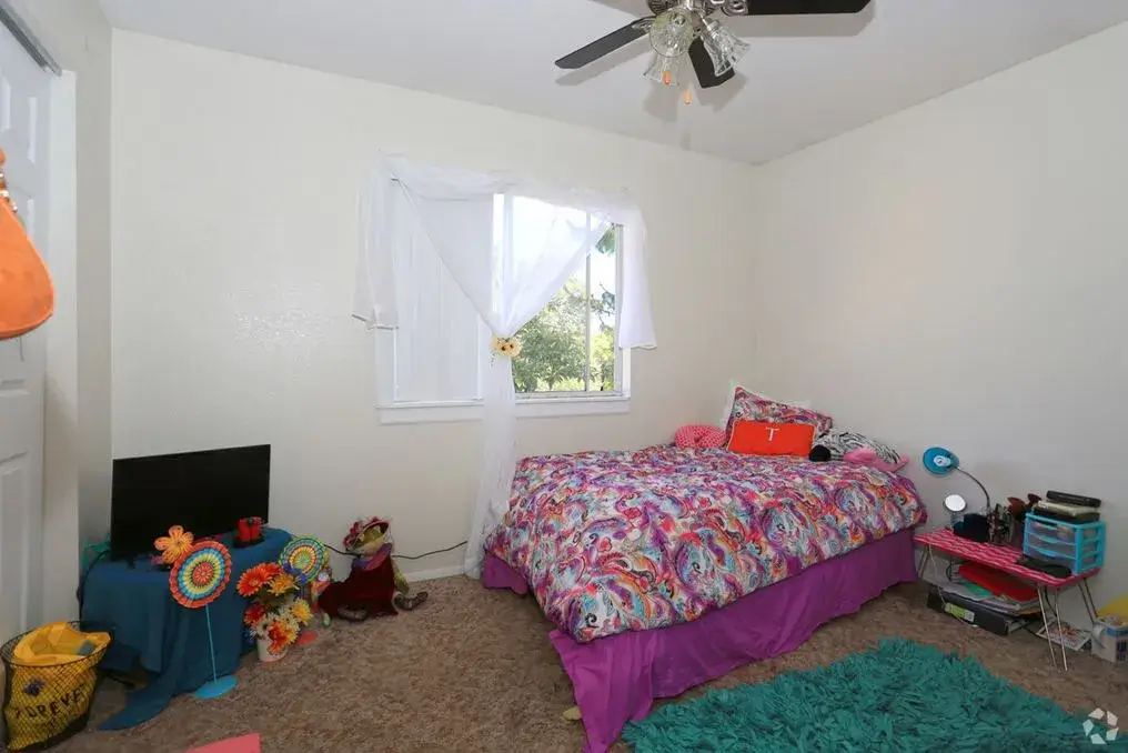 Creekview Homes