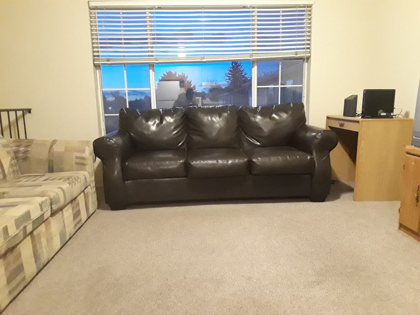 Forest Gate Apartments LIVING AREA