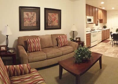 Pine View West Apartments living area