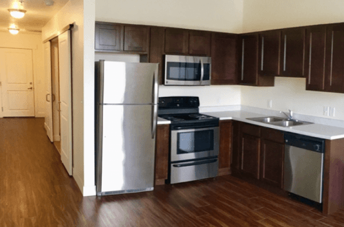 West Station Apartments kicten