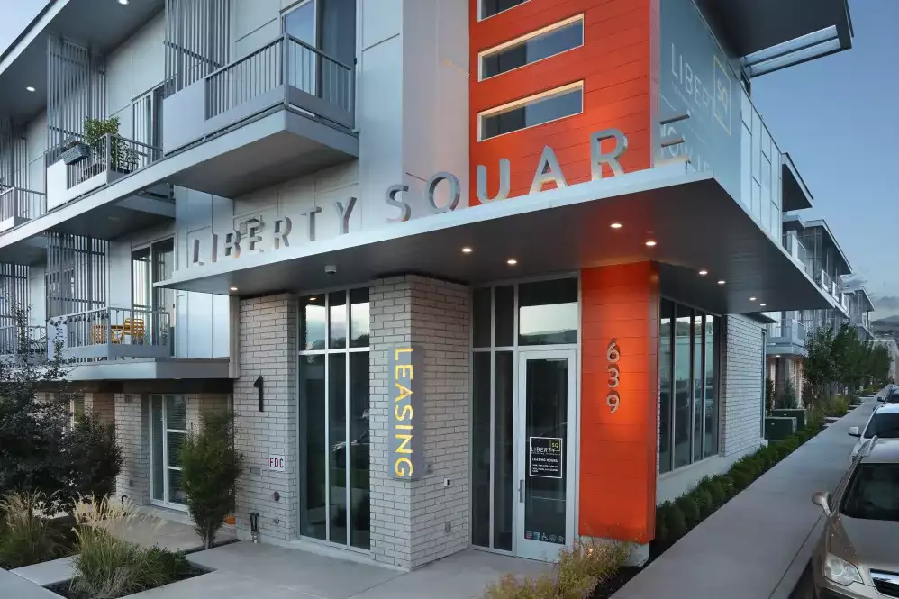 Liberty Square Cover