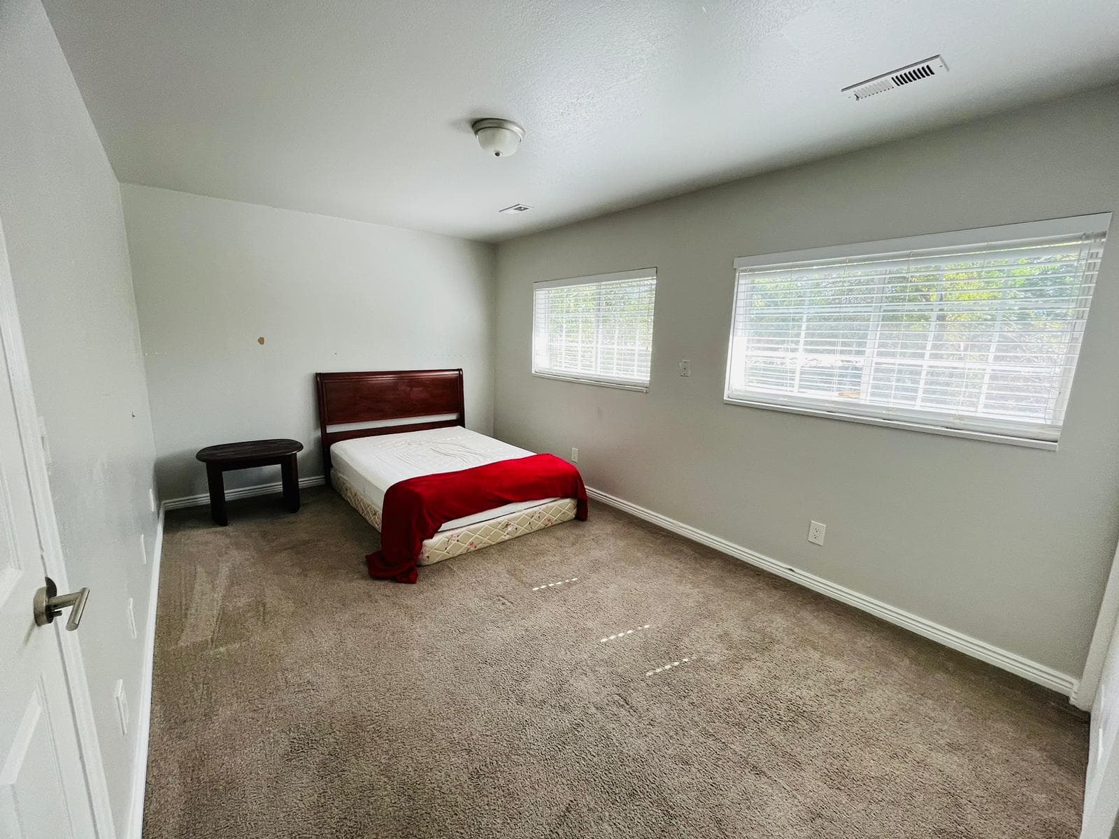 2 - Great Private Furnished Rooms Available in Shared house in Millcreek!