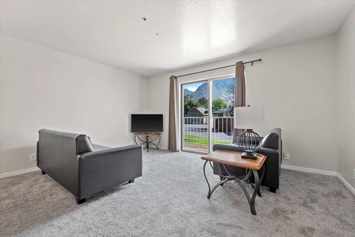 54 W 700 N Apt 125