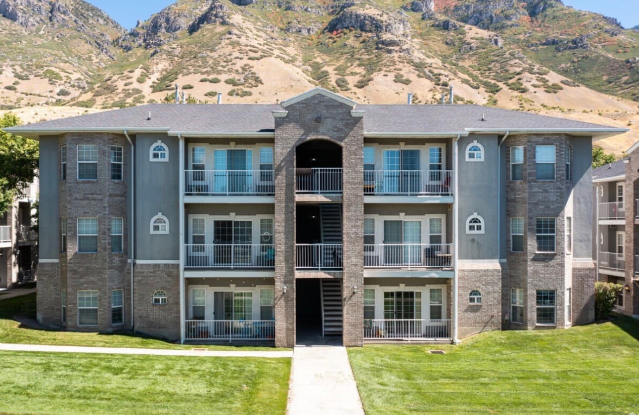 364 N Seven Peaks Blvd, Provo, Utah, 84606