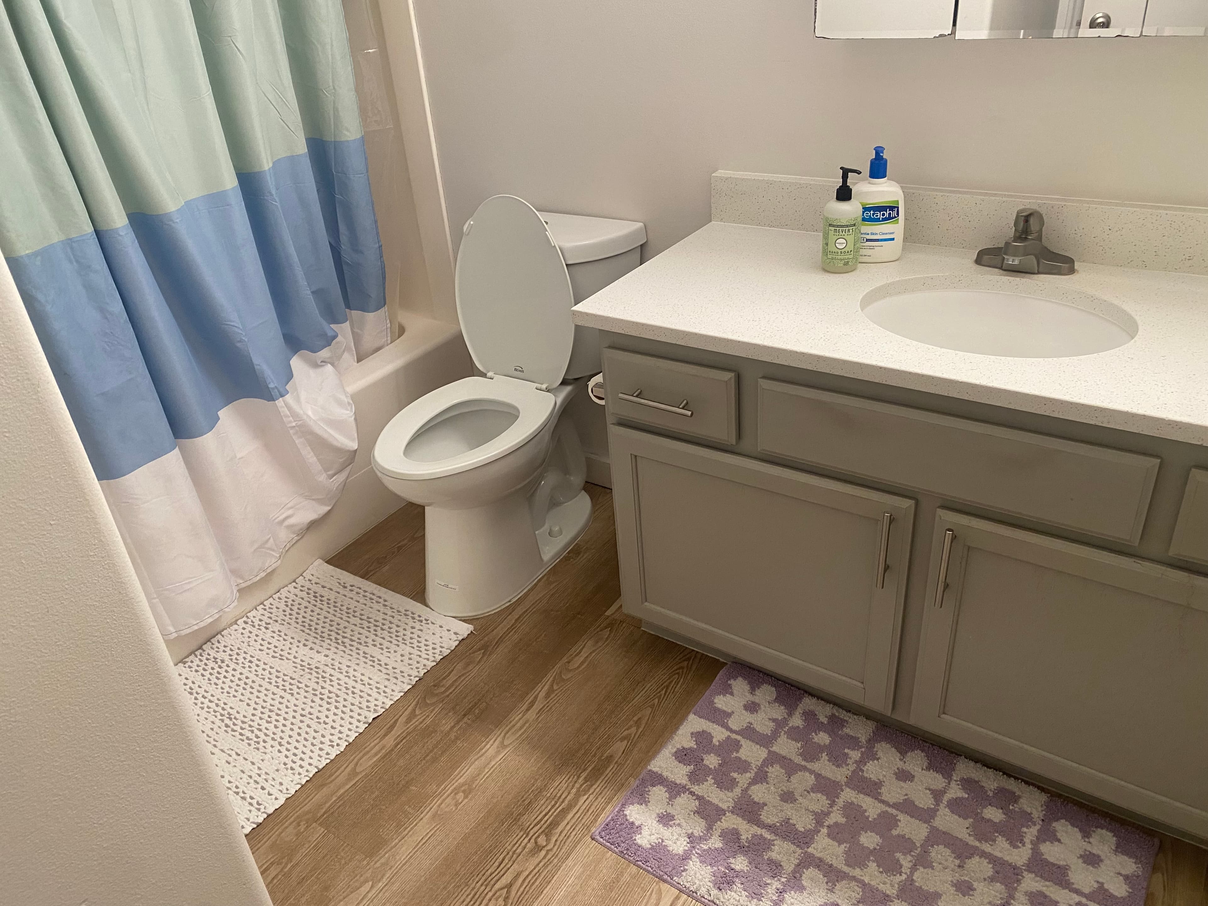 1 Private Bedroom Female