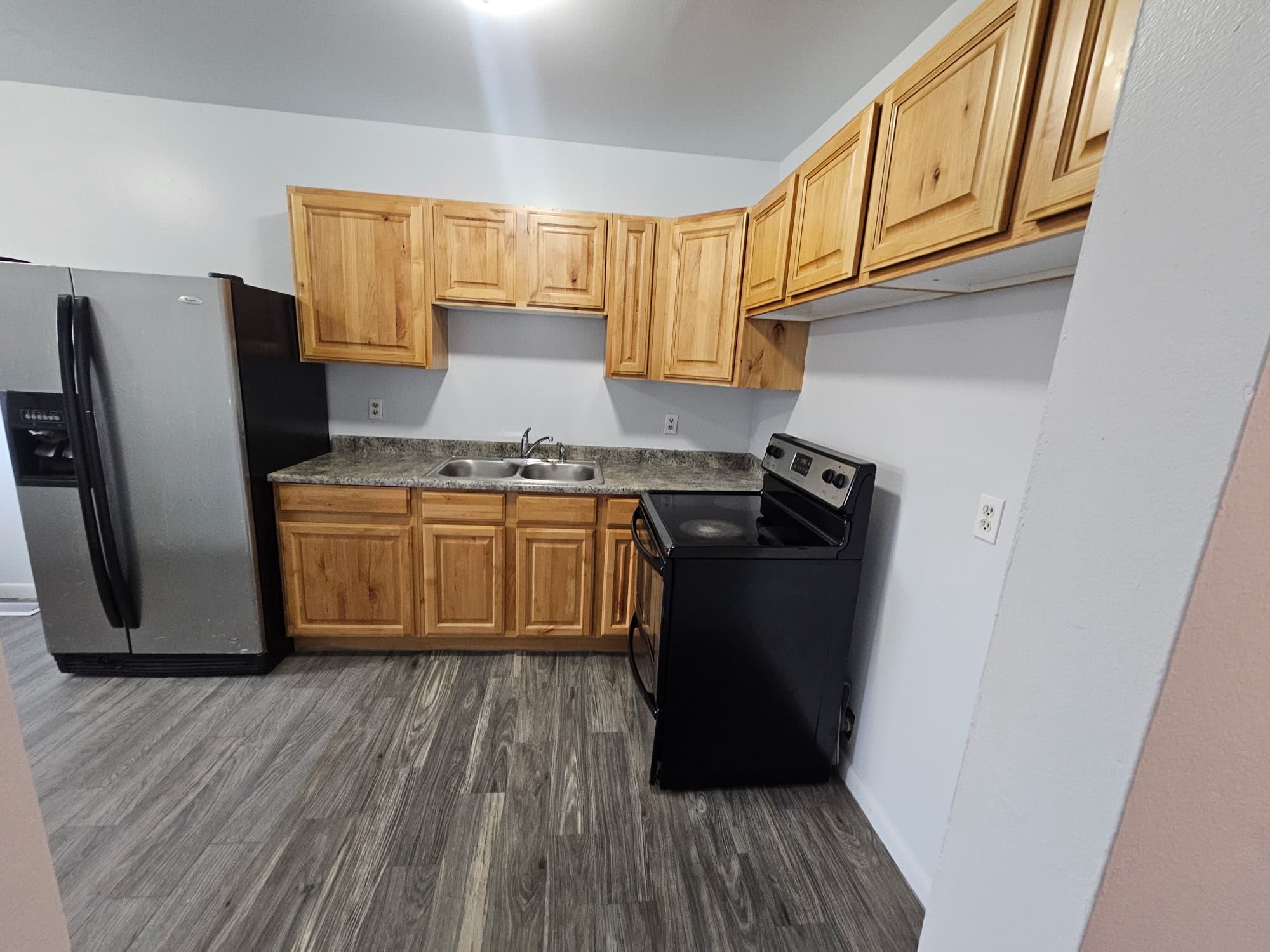2 Beds 1 Bath Apartment