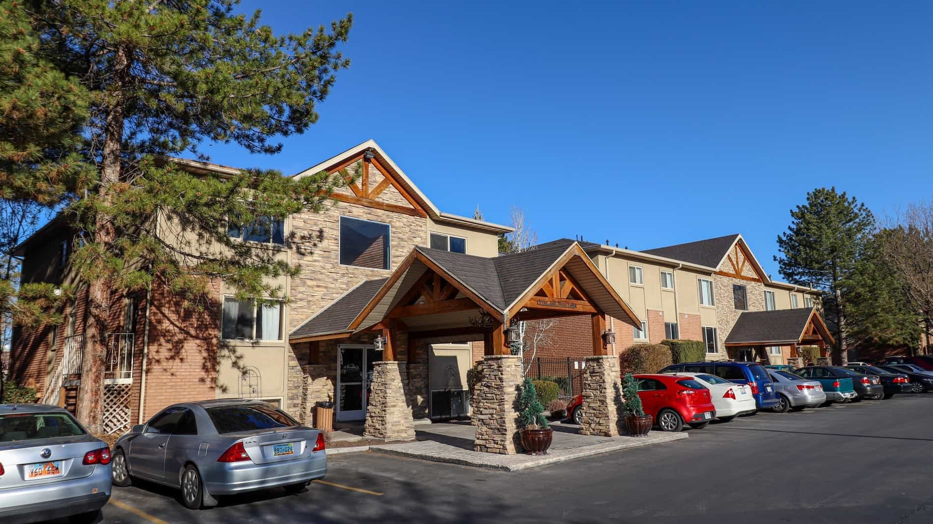 Glenwood Apt 20 - Men’s Spring/Summer Contract