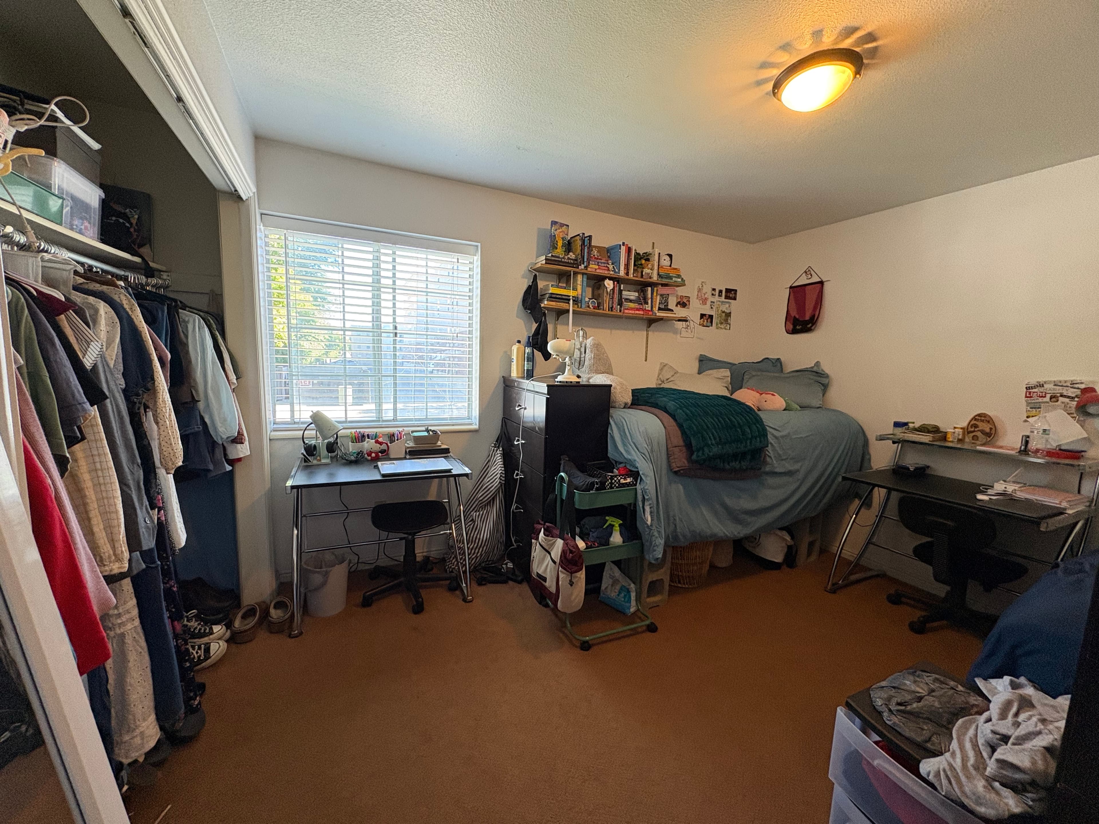 FRIENDLY CHEAP APARTMENT FOR WOMEN!!