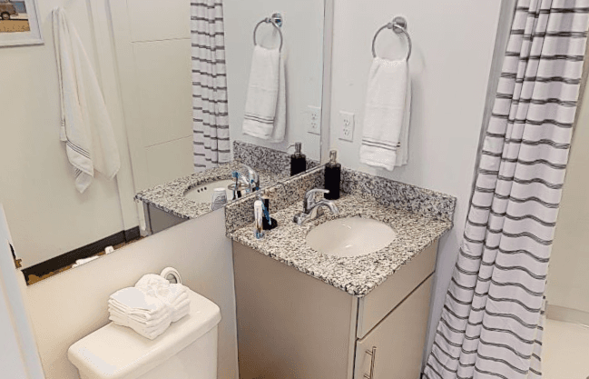 FIRST TWO MONTHS FREE - 4x4 Apartment - The Green on Campus Drive