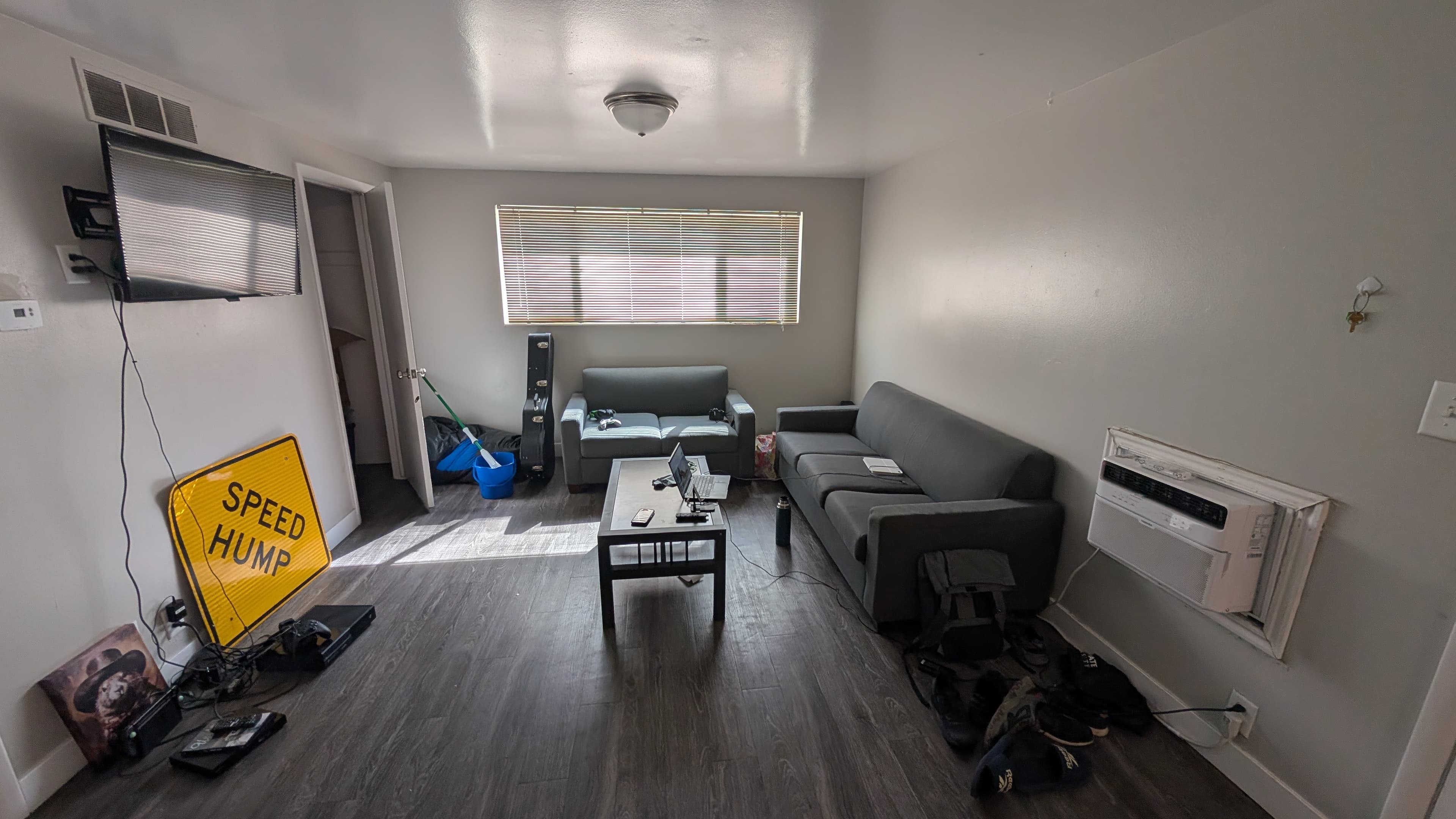 Selling Fall/Winter Lease at Eastpointe!