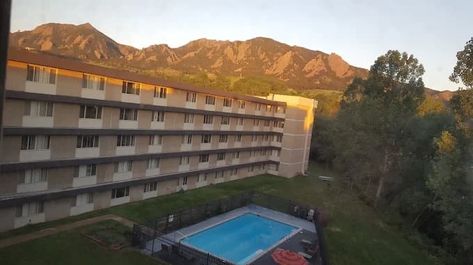 2 bed / 1 bath