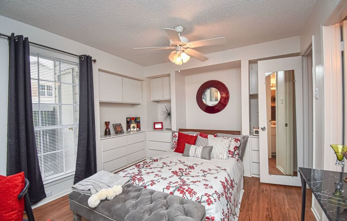 Centerpoint apartments