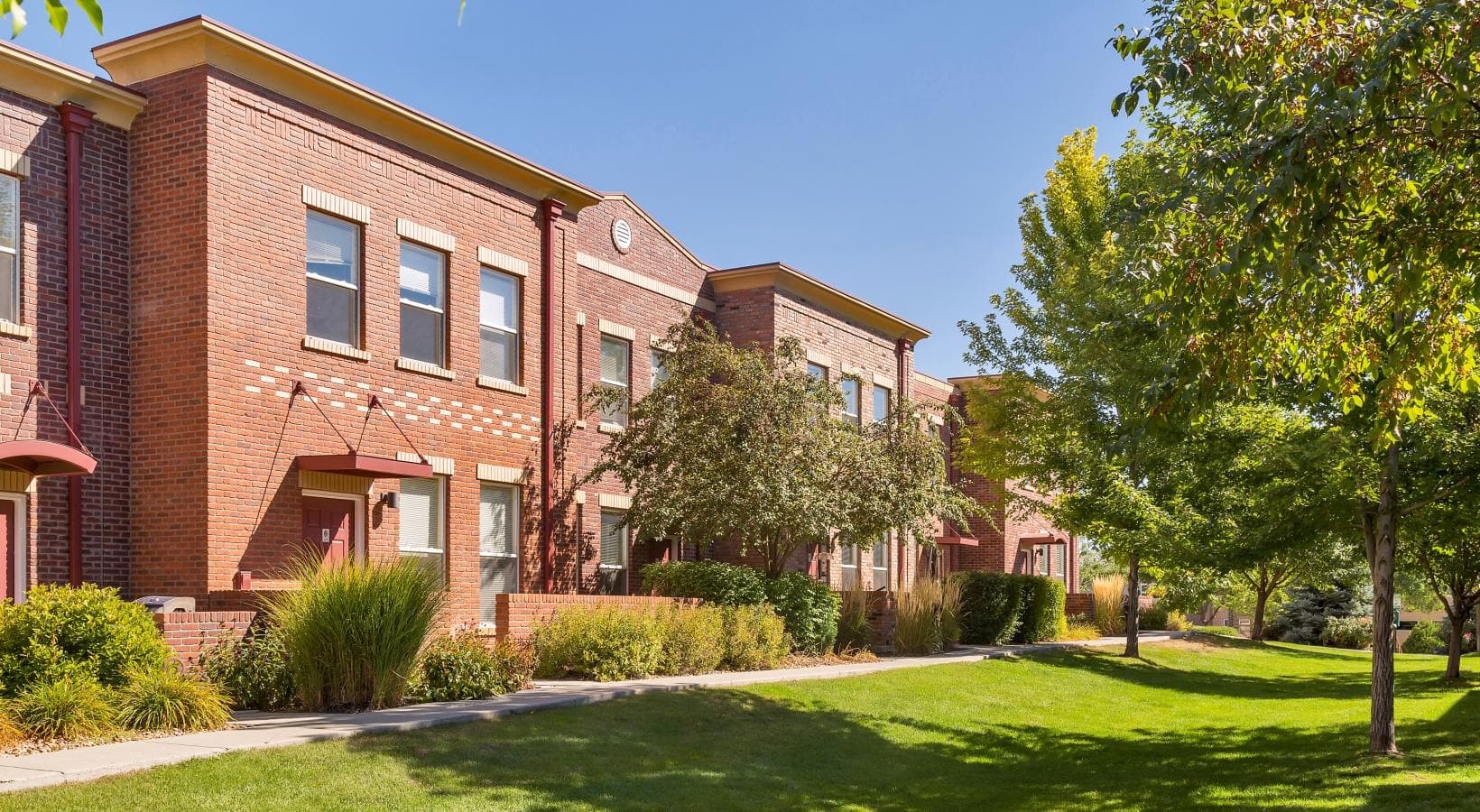 2 bed / 2 bath