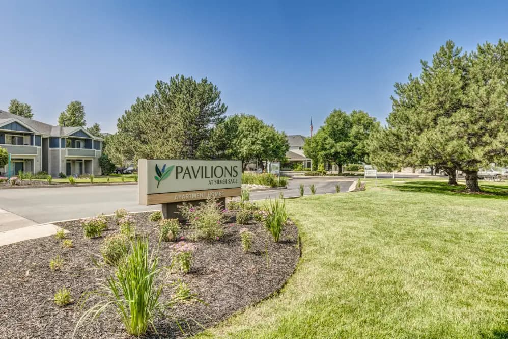 2 bed / 2 bath