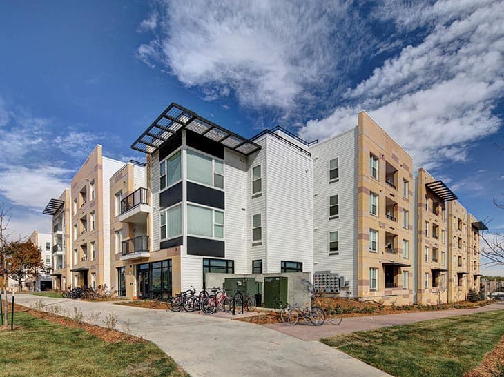 4 bed / 4 bath - Private
