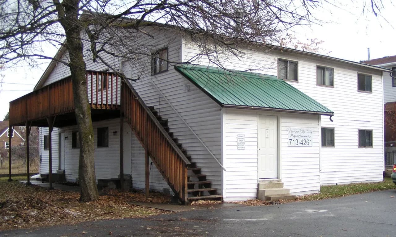 4 bed / 2 bath – Private