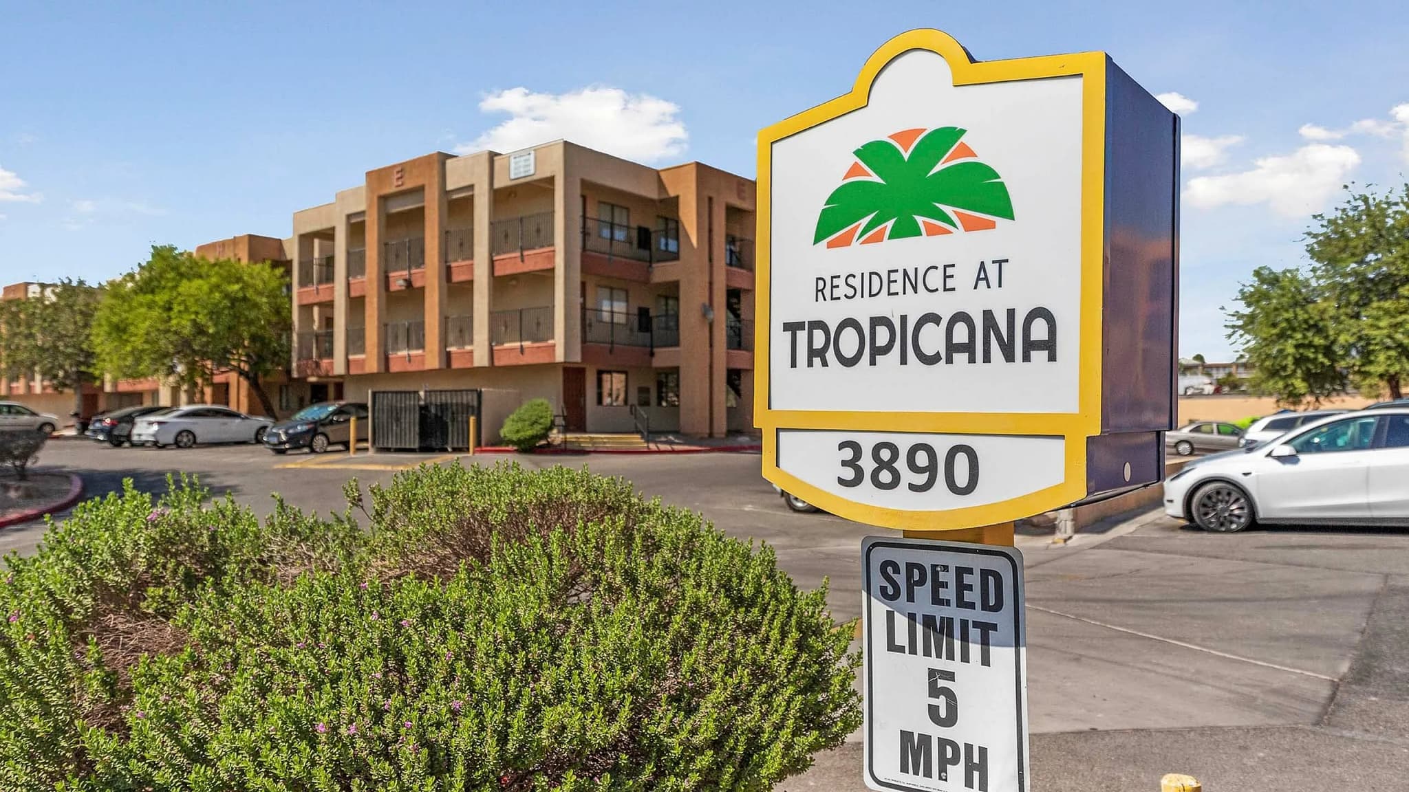 Residence at Tropicana