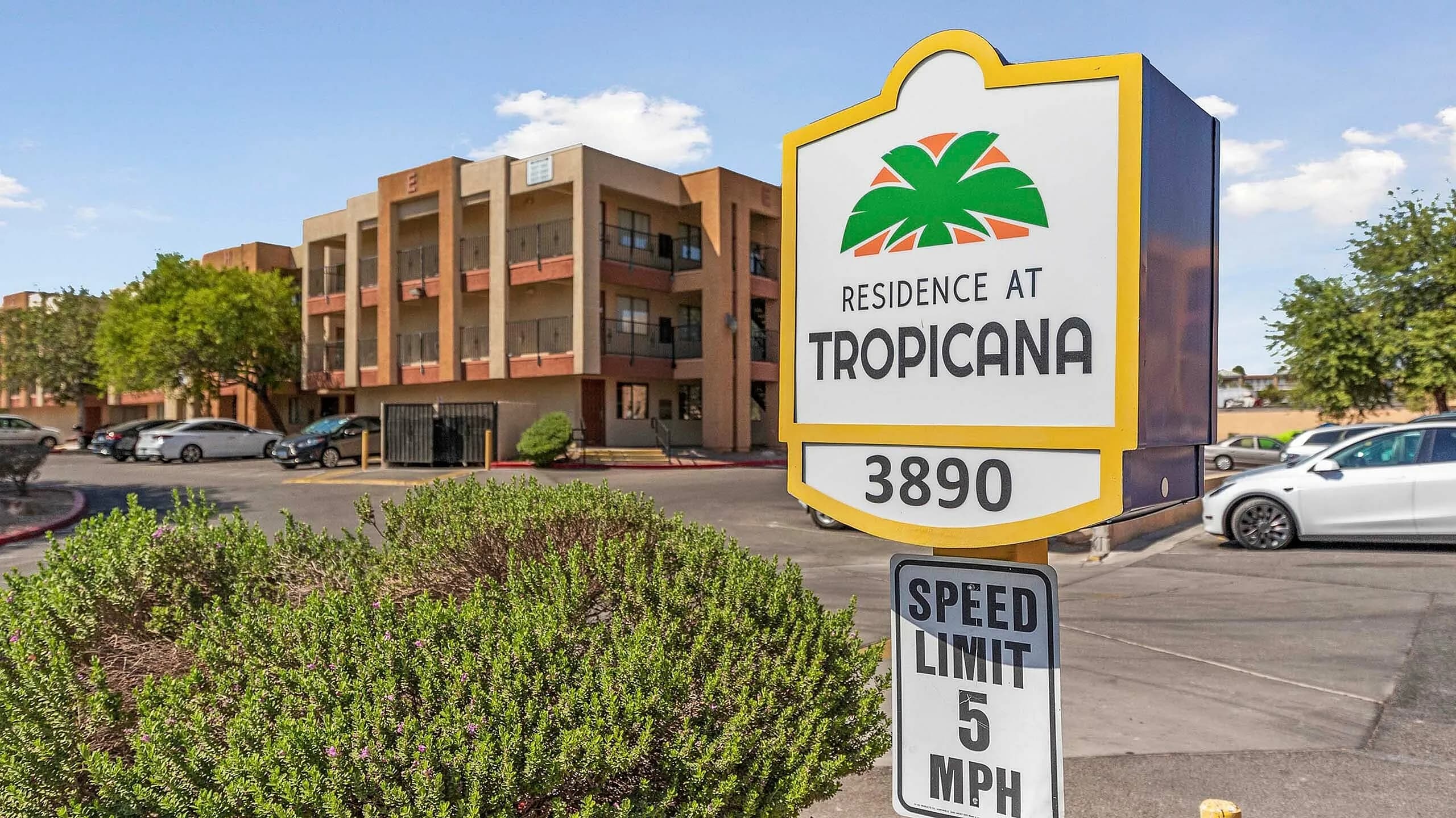 Residence at Tropicana