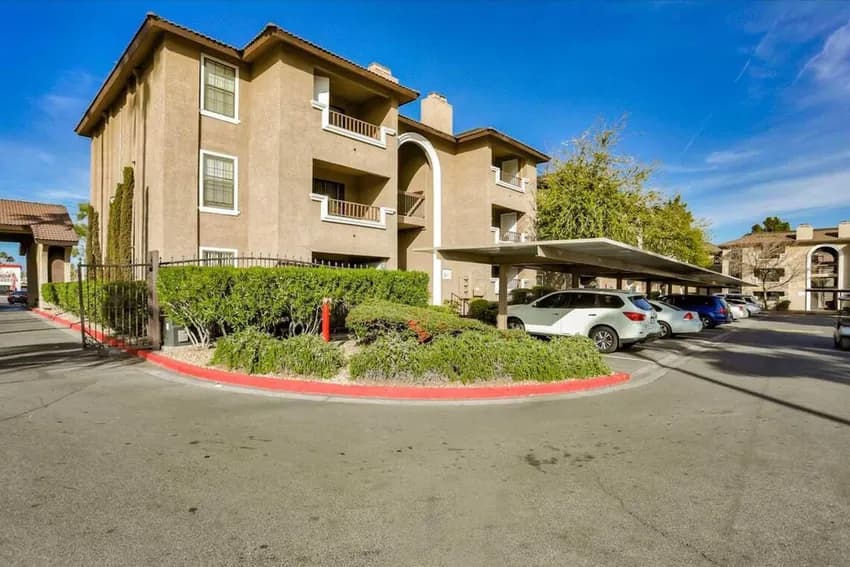 Sterling Sahara Apartments