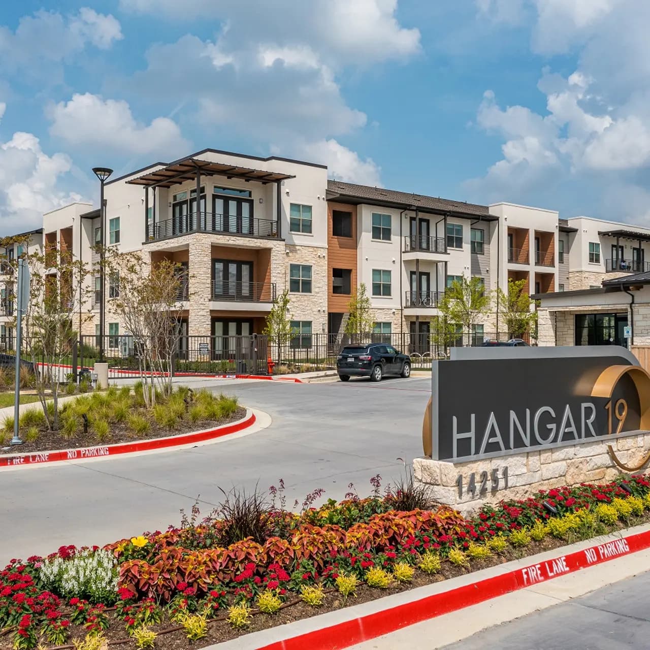2 bed / 2 bath
