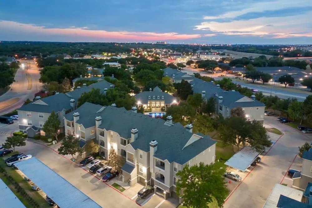 2 bed / 2 bath
