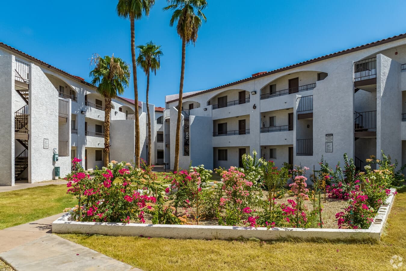 1 bed / 1 bath