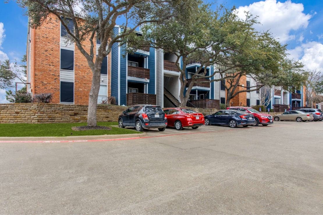 2 bed / 2 bath