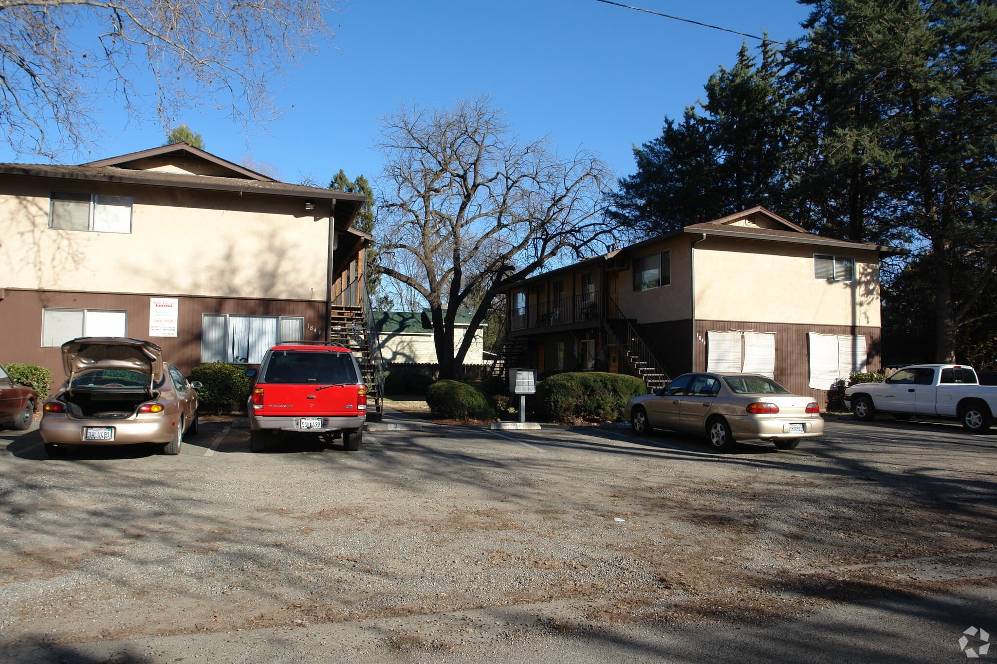 1842-1844 Arcadian Ave