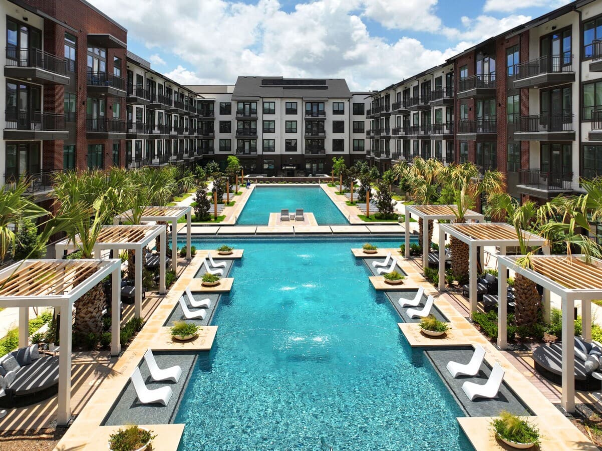 Belt & Main Apartments