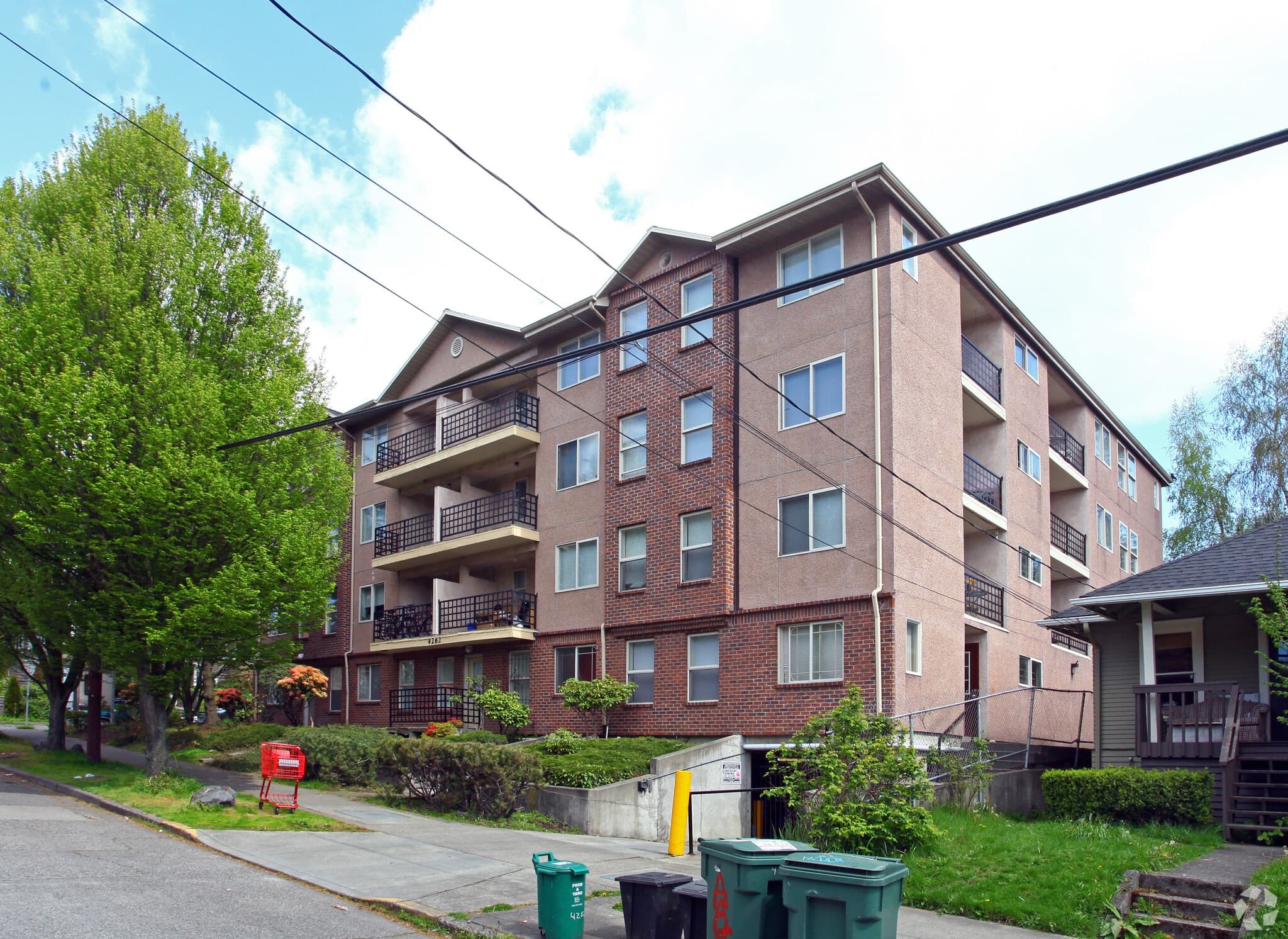 Cedar Apartments