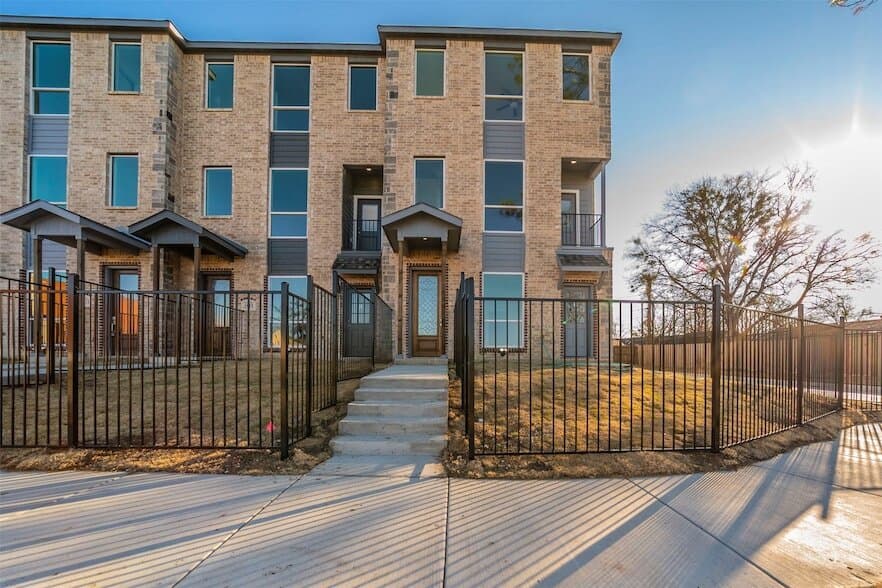 1617 Mignon Dr