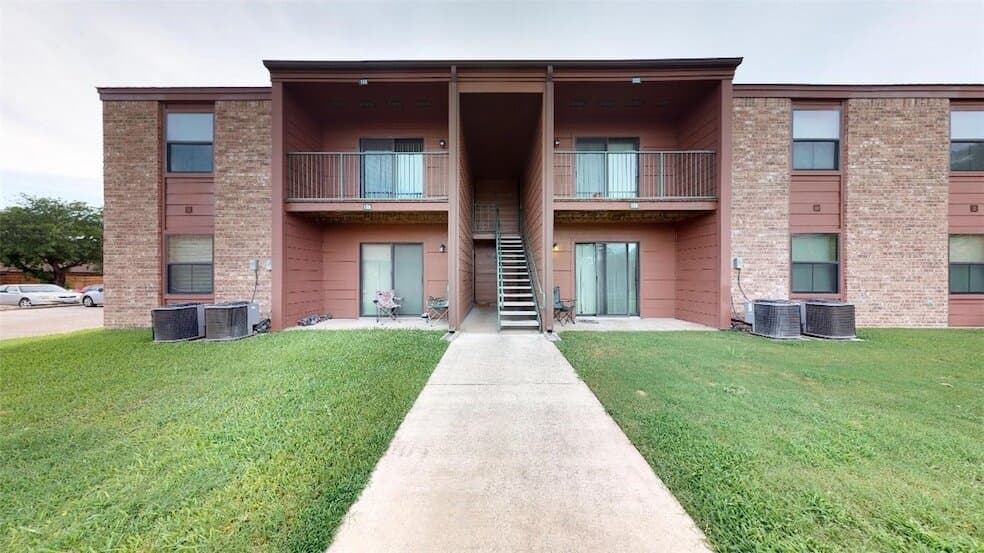 904 University Oaks Blvd