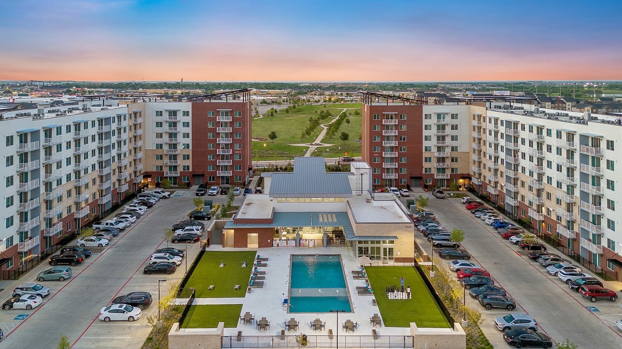 Resia Rayzor Ranch Apartments