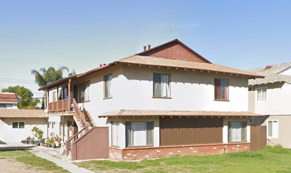 231 W Knepp Ave