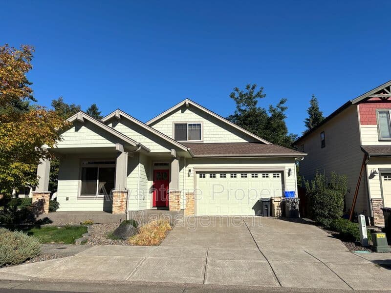 1125 SW Cole Pl