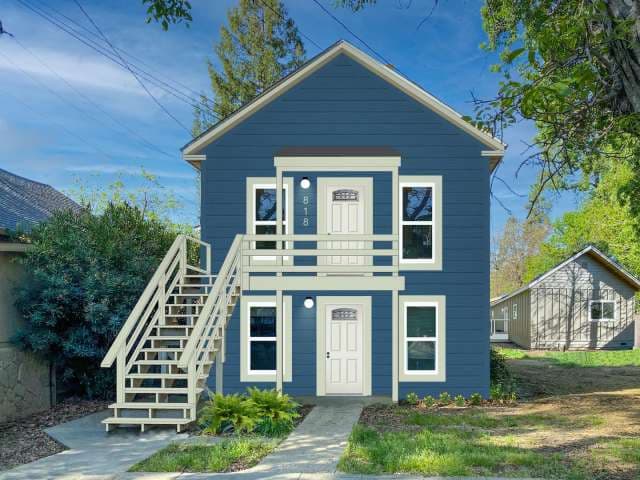 818 Chestnut Street