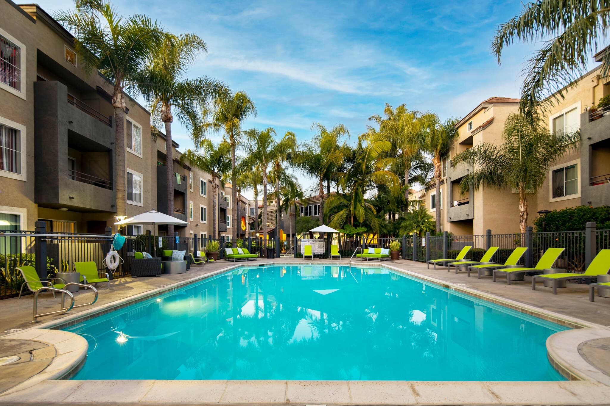 2 Bed / 2 Bath