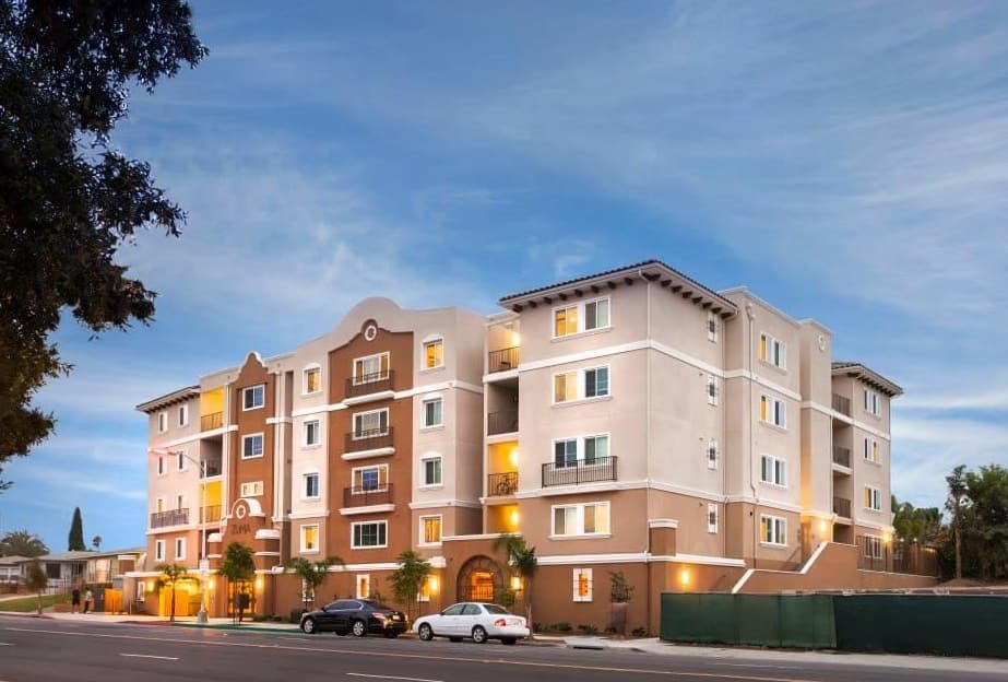 4 Bed / 2 Bath
